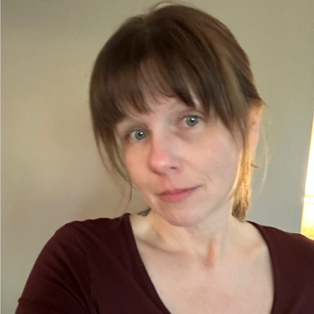 Meet your Posher, Stacy